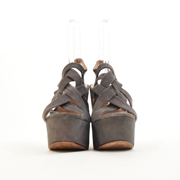 ❌SOLD❌Pour La Victoire Gray Suede Platform Pumps - Picture 4 of 8